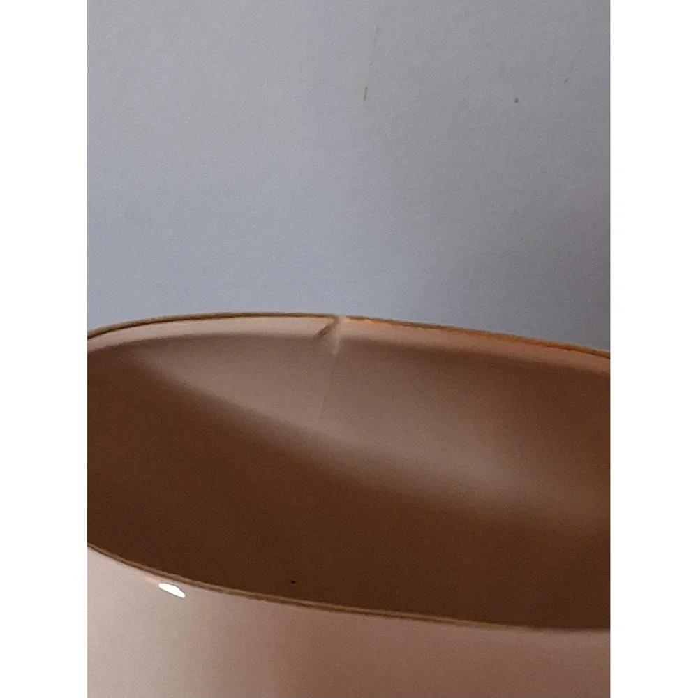 Vintage Floral‎ Clamshell Shaped Vase. Made In Japan. 1 Chip On Inside(pictured)
